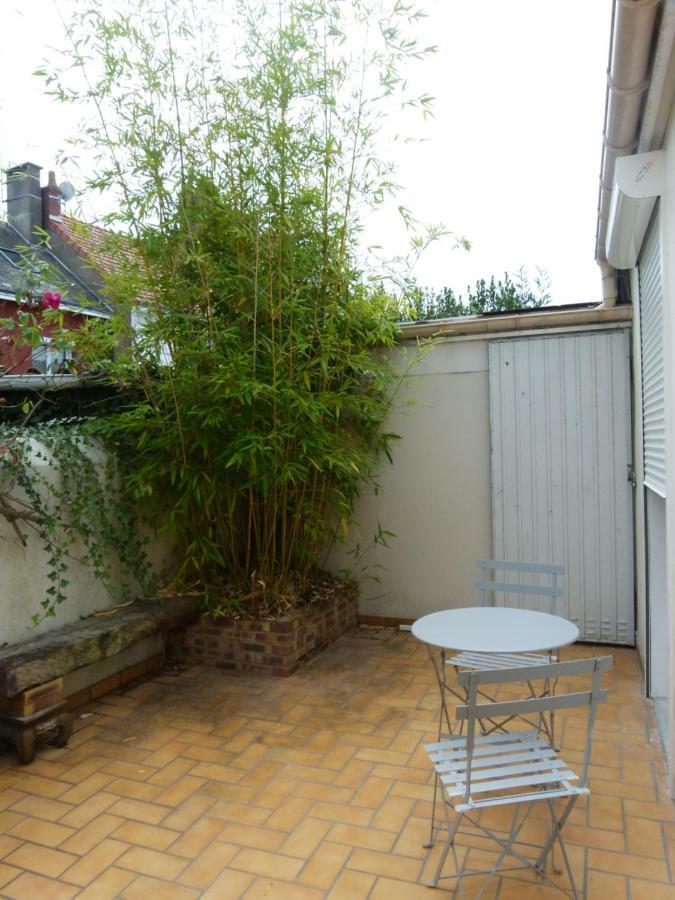Appartement Studio calme, lumineux, WIFI, 1.5 Km du front de mer à Saint-Nazaire  Extérieur photo