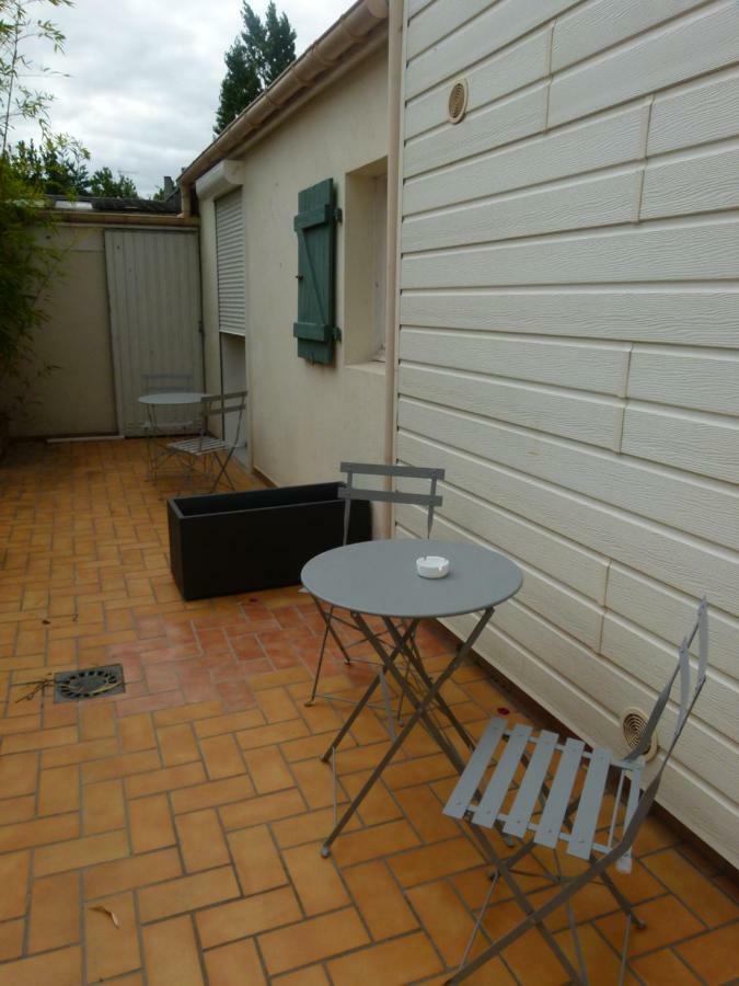 Appartement Studio calme, lumineux, WIFI, 1.5 Km du front de mer à Saint-Nazaire  Extérieur photo